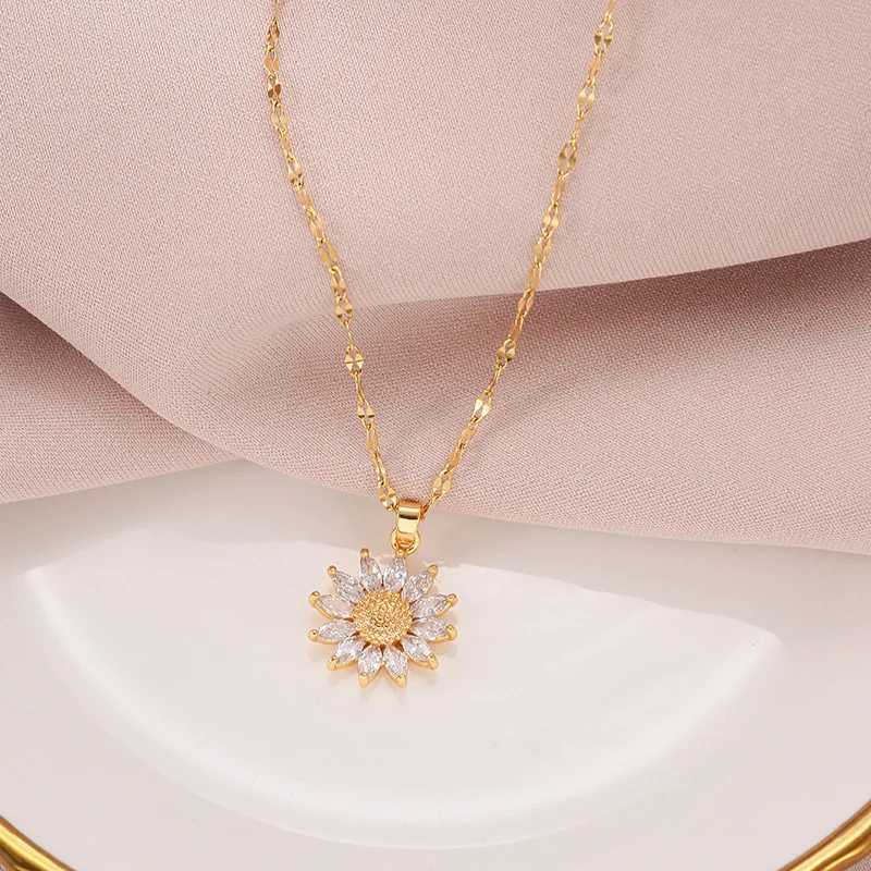 Gold Plated Sunflower Necklace for Women Jewelry Titanium Steel Zircon Big Pendant Necklace Luxury Choker Korea Style Wholesale Y250605