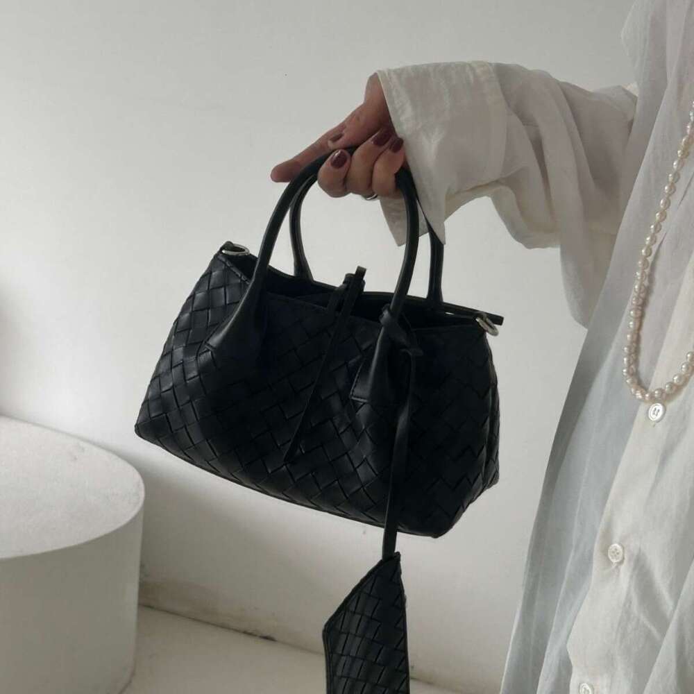 Spring Summer Simple New Design High end Luxury Woven Shoulder Handbag Mother and Child Tote Bag