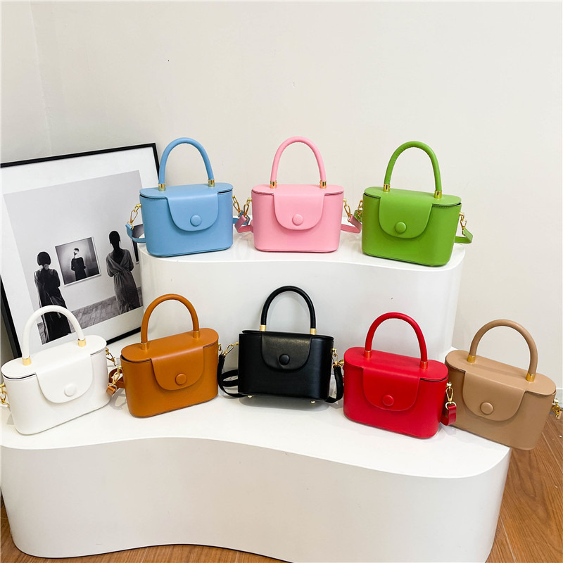 Top brand high-quality new free designer bag 2025 fashion classic shoulder crossbody bag high-end handbag cross-border women's bag new free desig