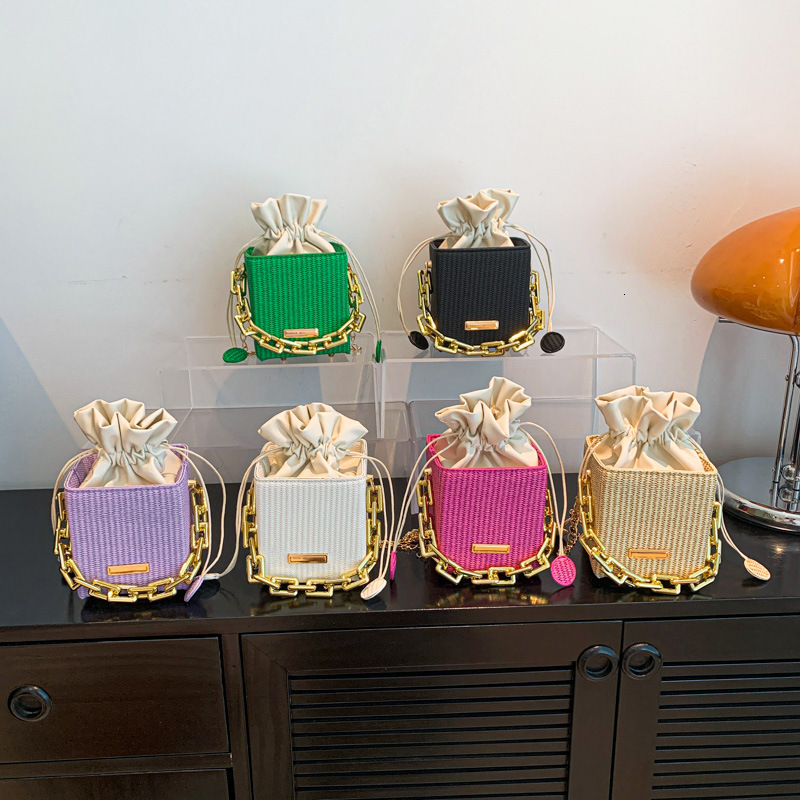 designer 2025 Summer New Fashion Chain Handbag Shoulder Crossbody Small Square Bag Women's Bag Supports Wholesale and Mixed Orders