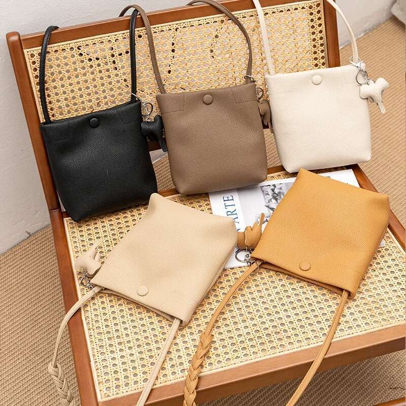 Designer Bags 2025 Women Soft Cow Genuine Leather Designer Crossbody Bag Female Retro Cowhide Shoulder Bags Girl Casual Simplicity Solid Purse Lady Lu