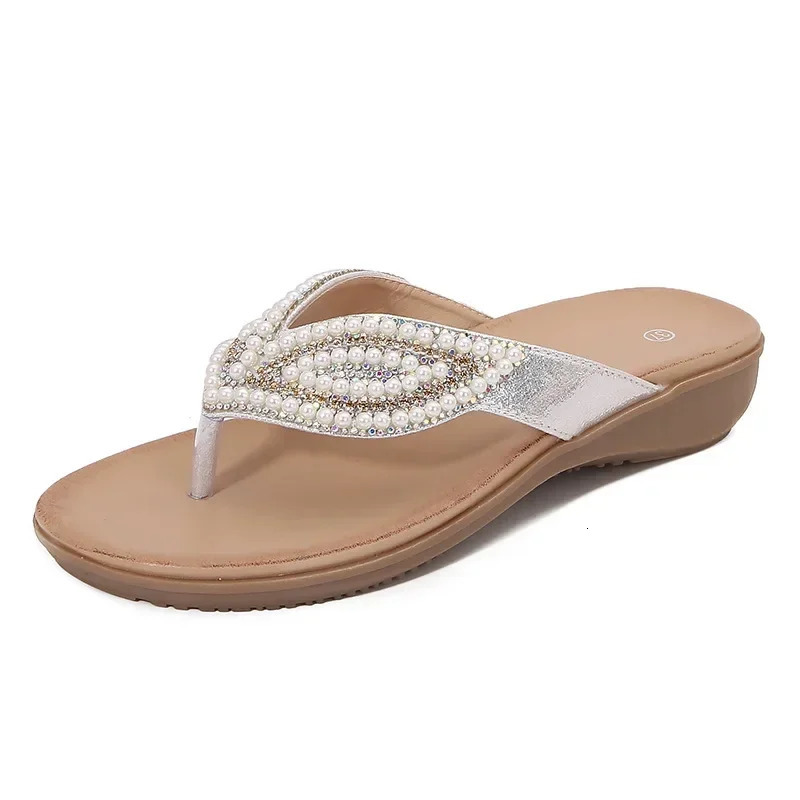 Breathable Ladies Sandals Slippers Bohemia Rhinestone Pearl Butterfly Decorative Womens Shoes Summer Beach Dress Flip Flops 250603