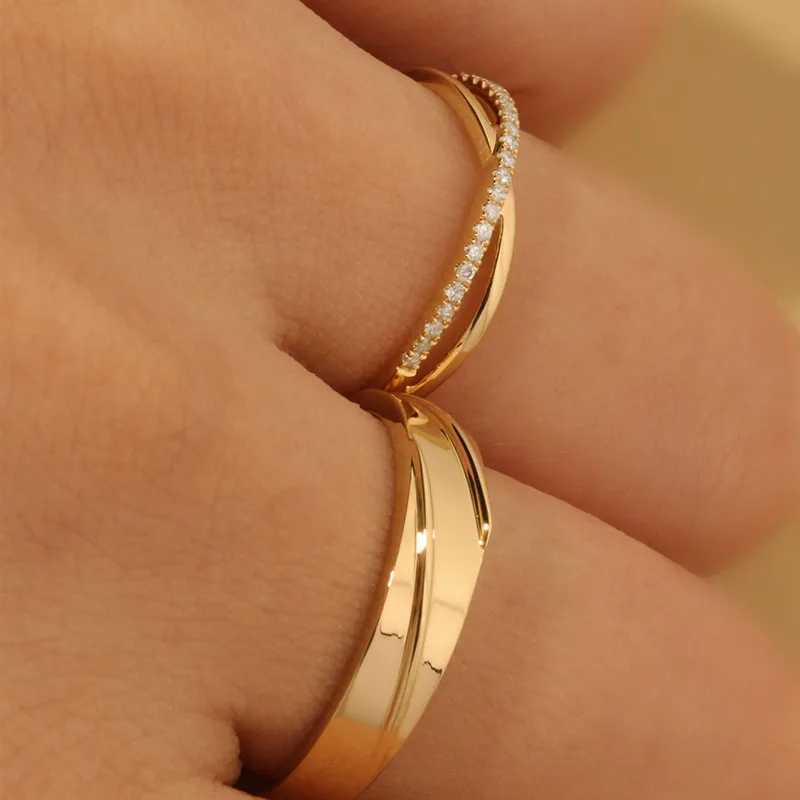 Exquisite Designer Handcrafted Streamline Design 18K/14K/9K Gold Couple Rings Luxurious Wedding/Engagement Bands for Him Her W250606