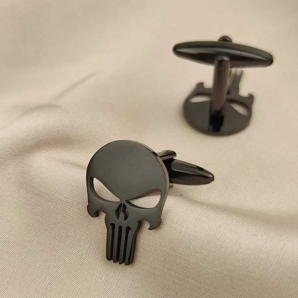Stainless Steel Skull Man cufflinks Vintage Personalized Design Jewelry Skeleton Cuff Links Party Shirt sleeve Buttons W250606