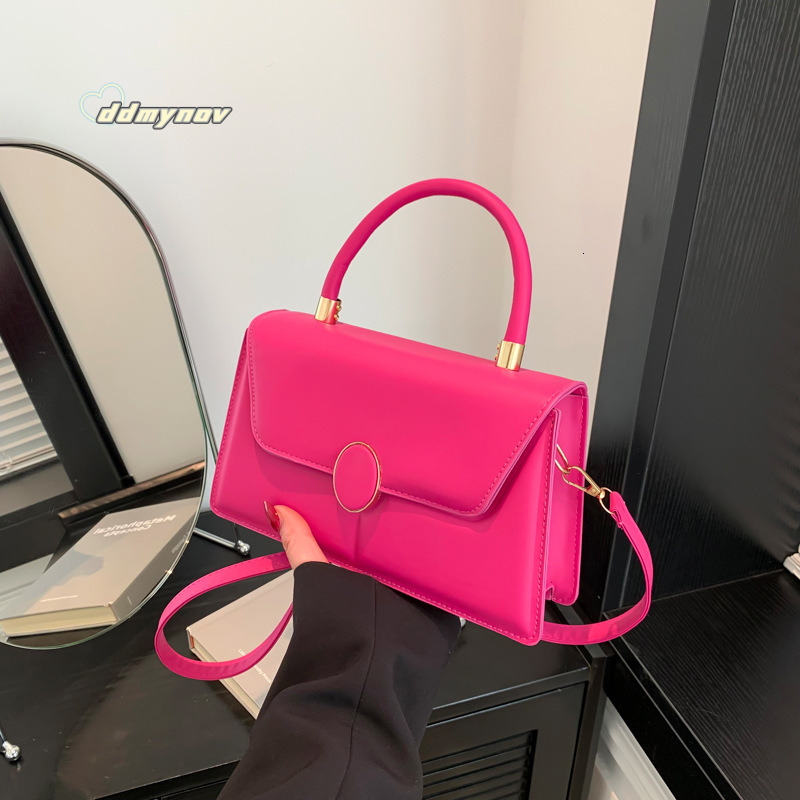 Fashion Commuter Texture Small Square 2024 New Casual Simple Shoulder Crossbody Bag Stylish Personality Handbag for Women ddmynov