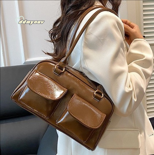Trendy Underarm 2025 New Large Capacity Simple Commuter Handbag Fashionable Shoulder Bag for Women ddmynov