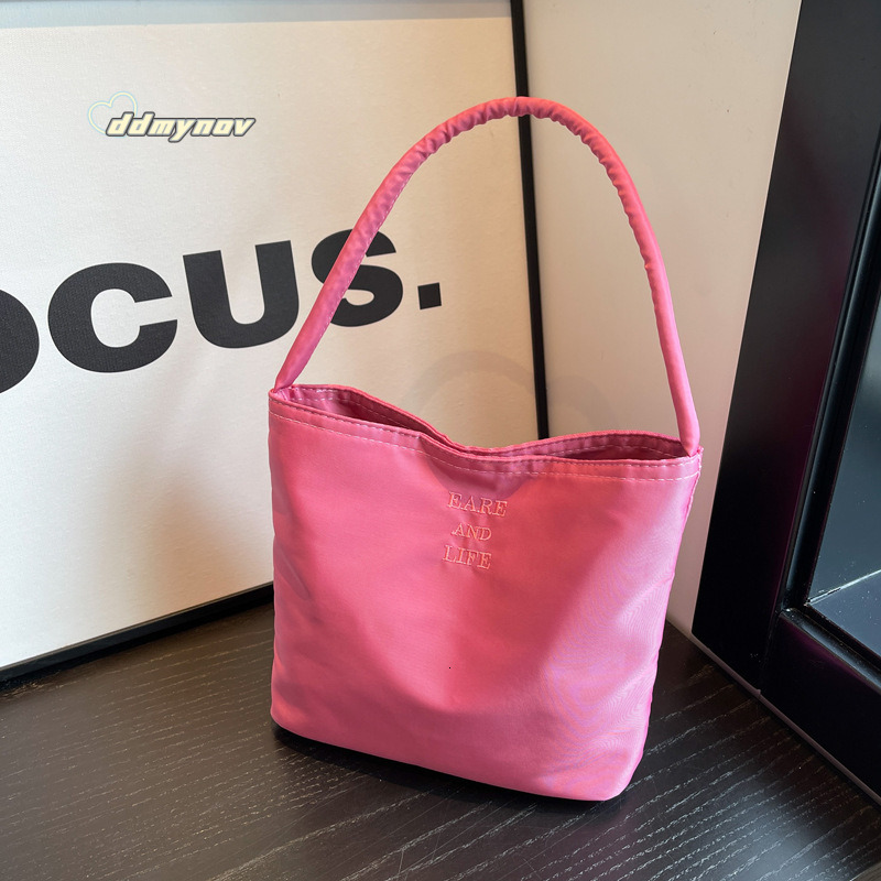 Korean Handheld Nylon for Women Summer 2023 New Trendy Embroidered Underarm Versatile Shoulder Bucket Bag ddmynov