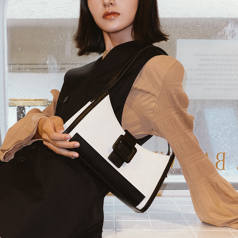 Free shipping Underarm Bag for Women Summer New Handbag Niche Luxury Color Designer bags Block Baguette Bag Fashion Simple Shoulder Crescent Bag