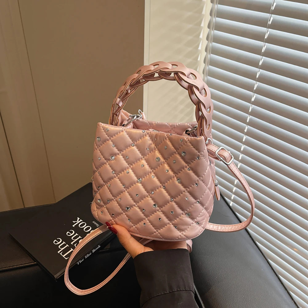 Summer Fashion Diamonds Thread Hand-Held Bucket Bag Women Solid Buckle Versatile Crossbody Bags Party Commute Shoulder Packs 250605