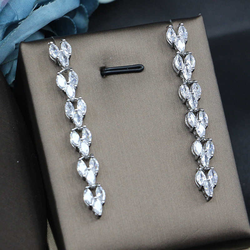 Elegant Bridal Party Jewelry Set Includes A Stylish Set For The Wedding Celebration Bridal Jewelry Set For Womens Parties Luxury W250606