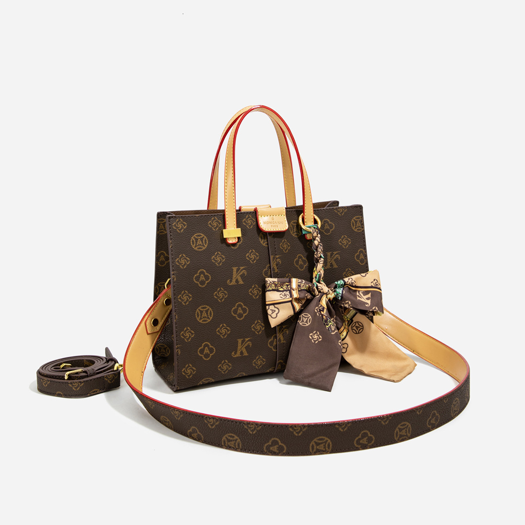 Free Delivery Designer Bag Classic Large-capacity Single-shoulder Handbag High-end Feel Light Luxury Retro Flower Crossbody Bag