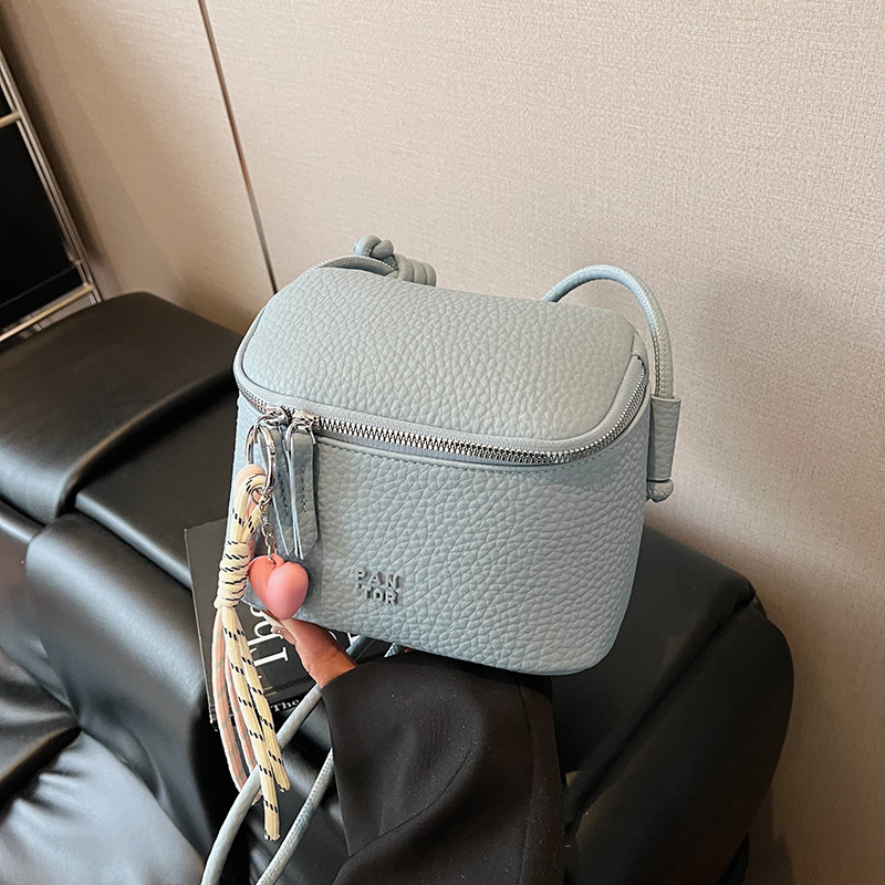 Quality New Style Fashion Small Bag for Women 2025 New Summer Versatile Crossbody Bag Exquisite Super Popular Small Square Bag New Free Delivery Desig