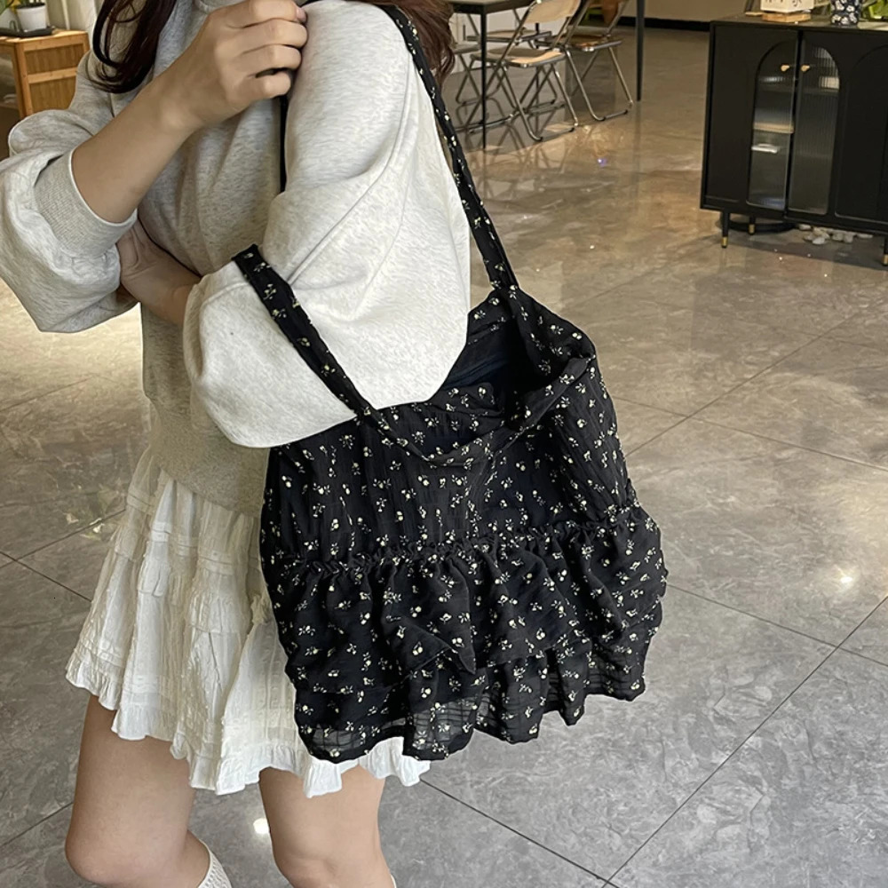 Women Large Capacity Tote Bag Korean Ins Floral Print Ruffles Soft One Shoulder Bags Daily Working Commute Underarm Packs 250605