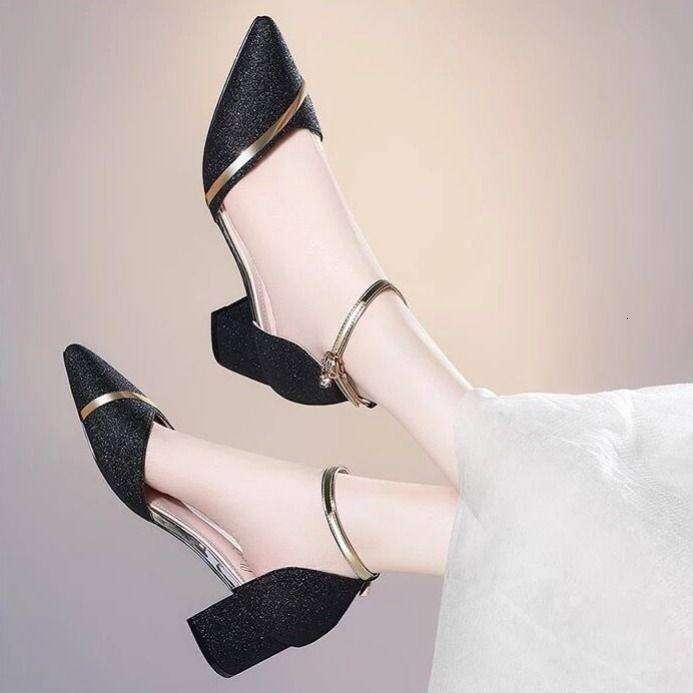 2025 Summer New Women's Pointed Root Root Thick Heel Korean Fashion Sandals with One Button, High Heels, Women's Shoes, Gifts