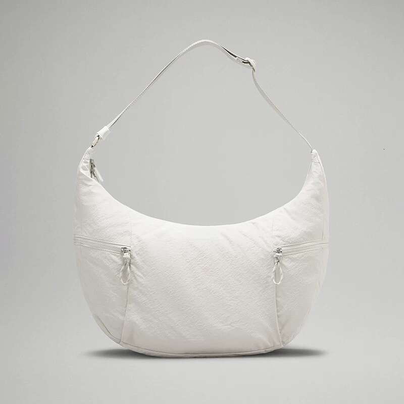 Large Capacity Casual Versatile 13L Croissant Crescent Niche Women's Shoulder Crossbody Bag B5