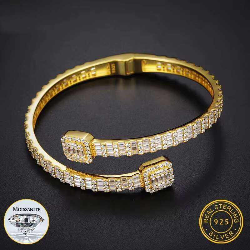 Unisex 925 Sterling Silver VVS1 Baguette Cut Moissanite Diamond Bangle for Women Men Hip Hop Jewelry for Gift