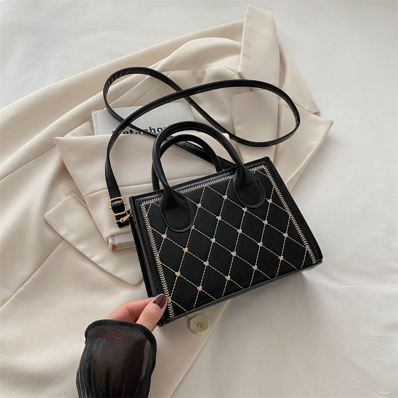 High quality brand high-quality new style free designer bag women's casual commuting crossbody bag shoulder new fashionable and simple new style 