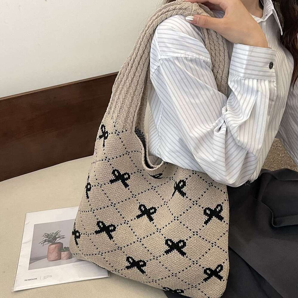 New INS Style Knitted With Bowknot Large Capacity Tote Bag For Women B5