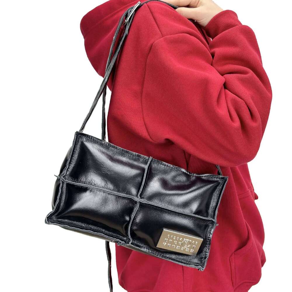 2024 Autumn New Soft Cow Leather Plaid Crossbody Trendy Casual Stylish Shoulder Bag Fashionable Origin China