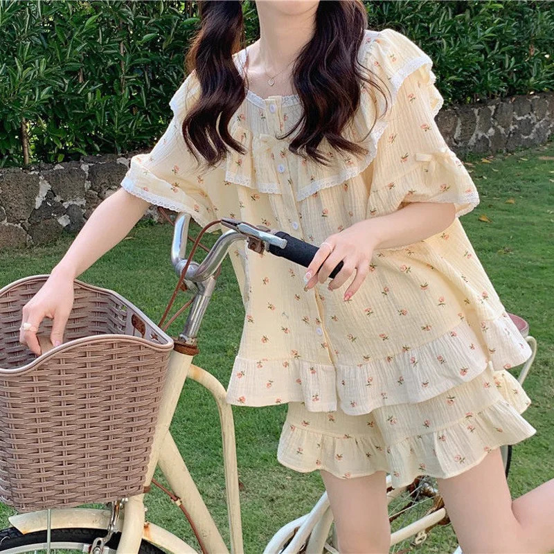 Summer Ladies Pajamas Loungewear Set Princess Style Sweet Lace Small Floral Short Sleeve Shorts Loose Plus Size Loungewear 250530