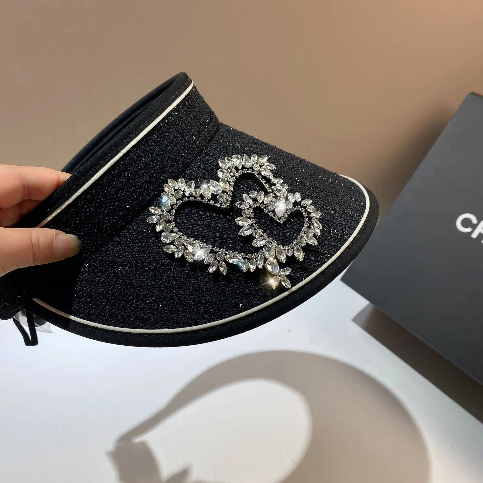 Rhinestone Heart Sun Hat Sunscreen Sunshade Empty Top Hat Large Brim UV Protection Travel Beach Panama Cap 250603