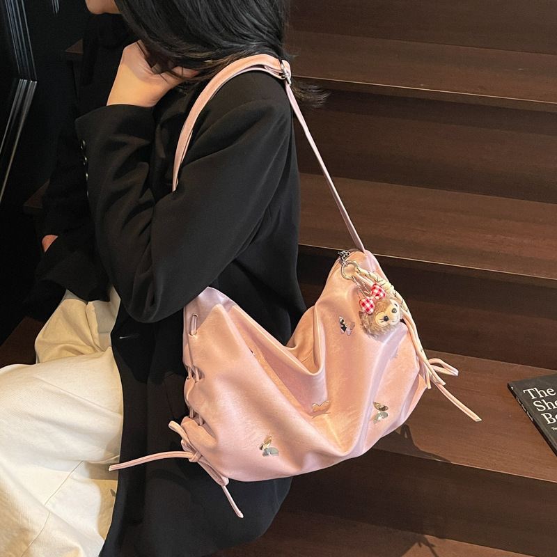 designer Casual Soft Large Capacity Underarm Bag for Women 2025 New High-end Fashion Commuter Shoulder Crossbody Tote Bag