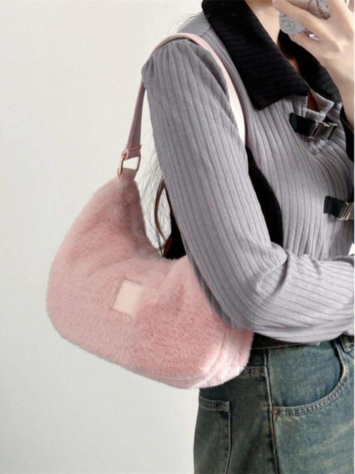Pink Plush Underarm Bag Korean Versatile Plush Splicing PU Handheld Bag Autumn Winter Cute One Shoulder Bag 250530