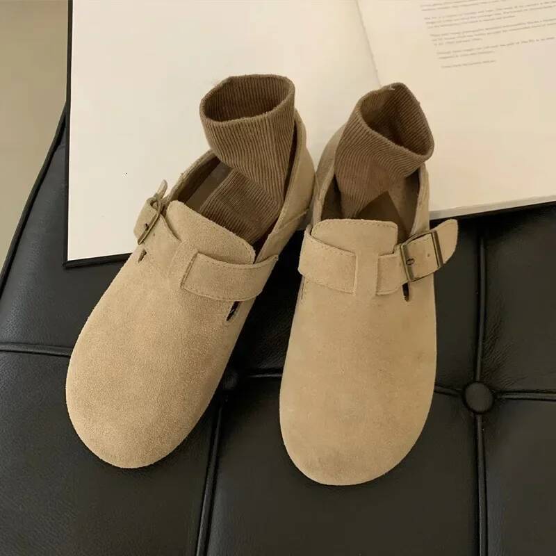 Ddmyoutdoor Fashion Casual Retro Leather Mule Clogs Slippers Outdoor Soft Cork Belt Buckle Slides Flat Shoes For Women Outdoor Shoes