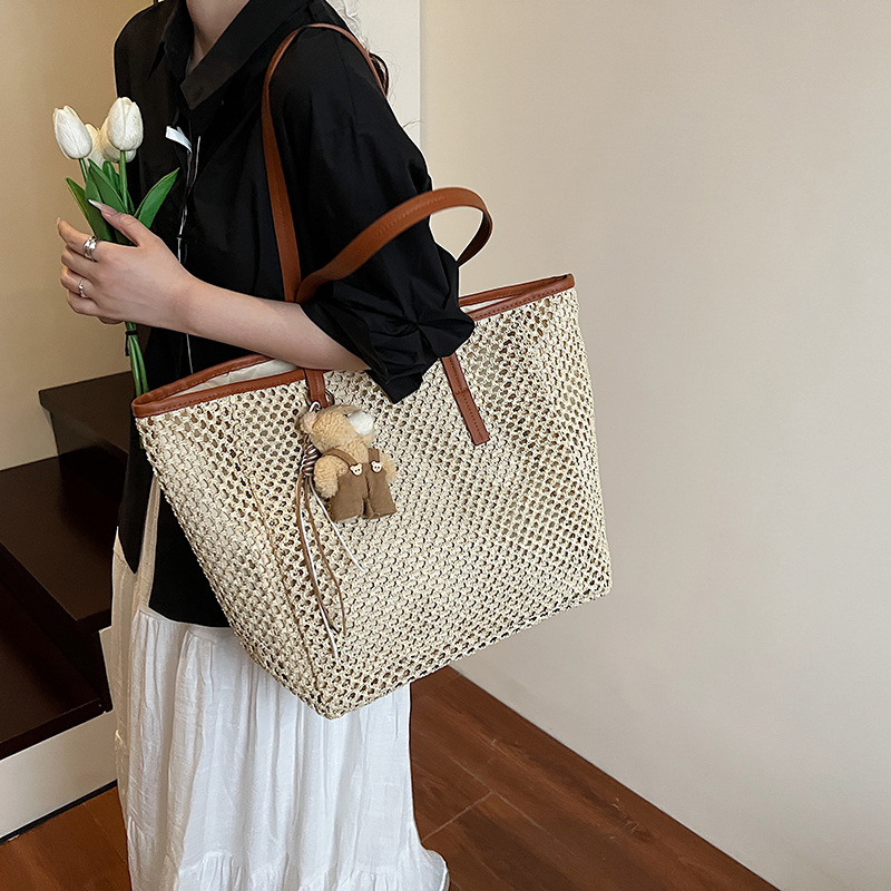 designer Beach Vacation Travel Large Capacity Bag for Women 2025 Summer New Shoulder Bag Straw Woven Commuter T