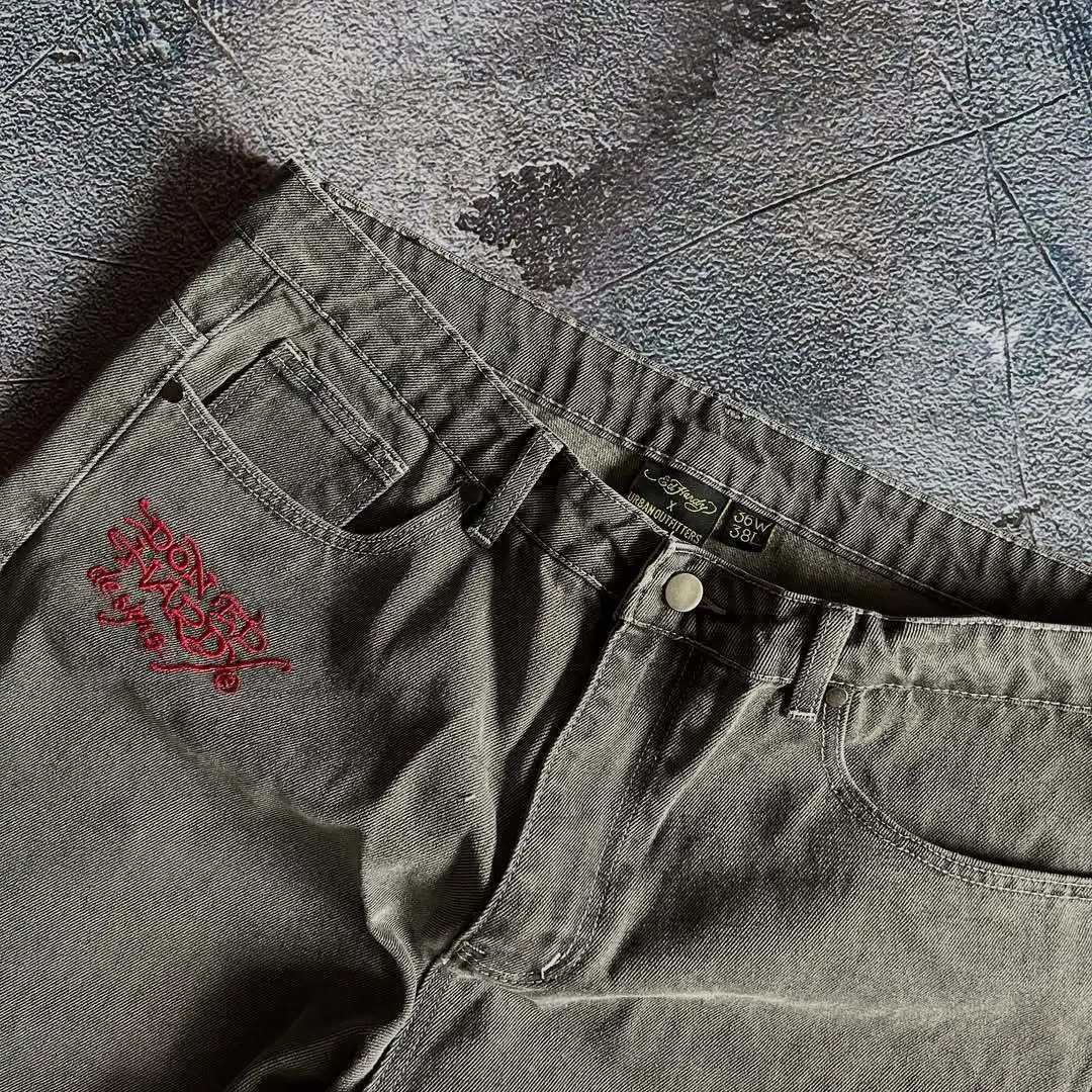 American Harajuku GoTHic Embroidery Text Pattern Washed Jeans Mens Street Pop Hip Hop Rap Unisex Jeans Z250605