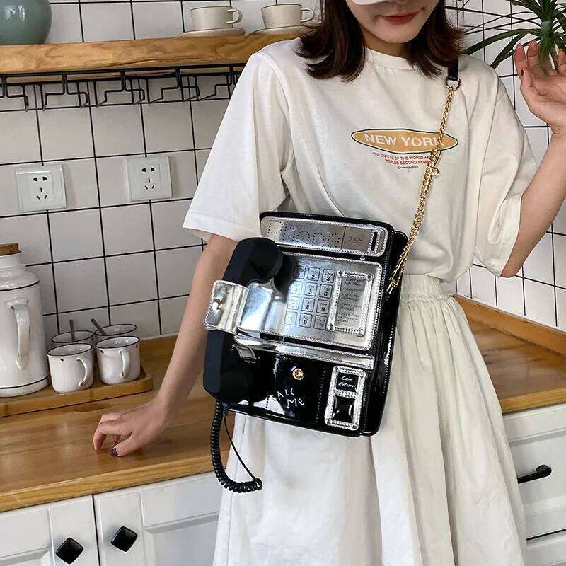 Brand Designer Cute Large Telephone Shape Crossbody Bags Chains Funny Women's Pu Leather Women Fashion Messenger Bag