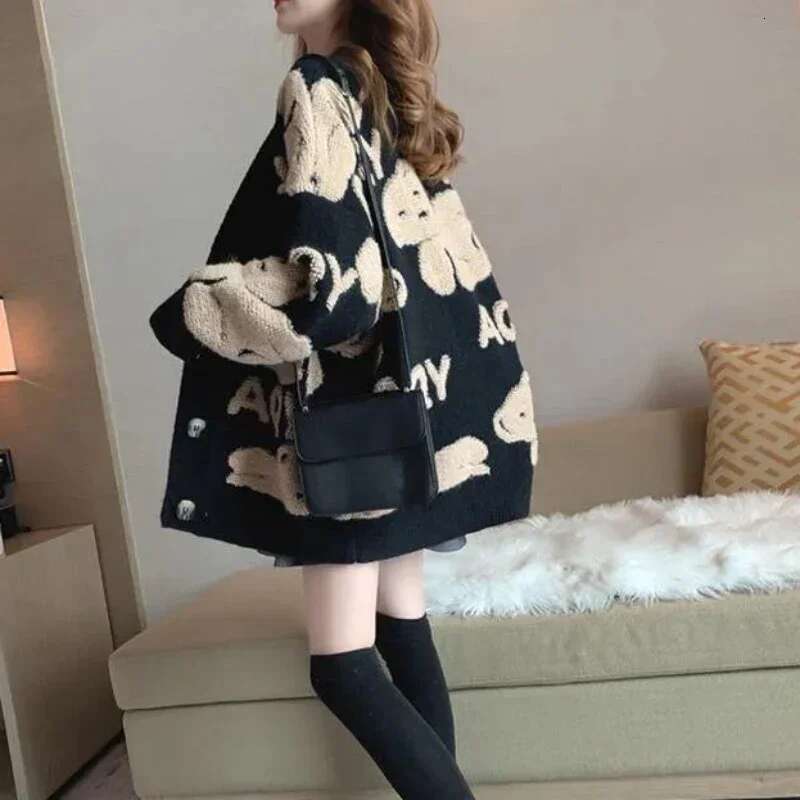 Long Knit Tops for Woman Graphic Black Winter Button Cardigan Cute Women's Sweater Kawaii V-neck Korean Fashion Crochet