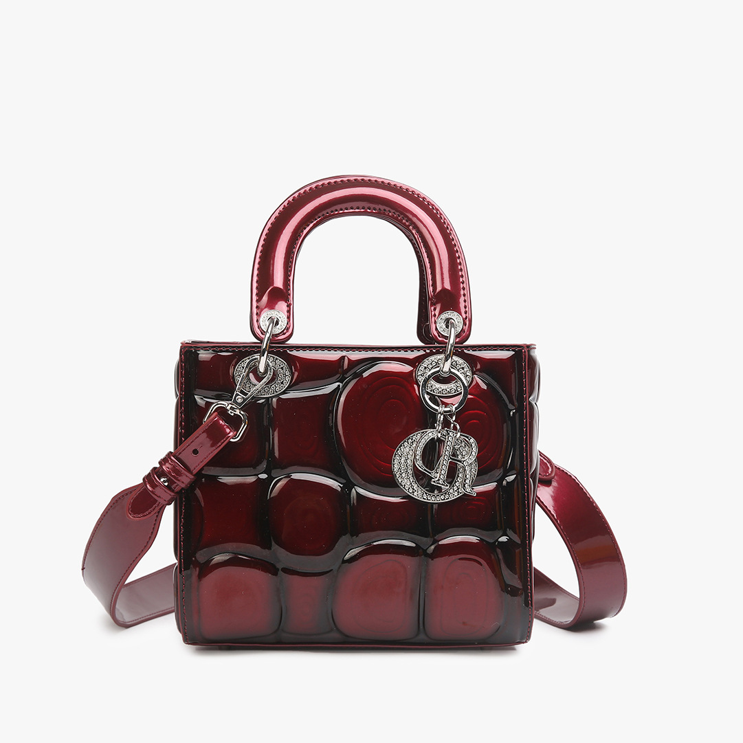 Free Shipping Women's Consort Bag Retro Leather Glossy Spiral Texture Designer Bag European Fashion Classic Handbag New Single Shoulder Crossbody