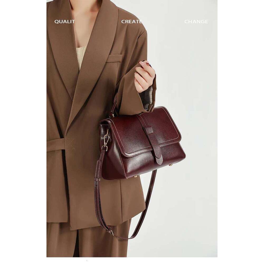 Designer Bags 2025 Women's Cow Genuine Leather Shoulder Bag Lady Retro Commuting Cowhide Bags Female Designer Handbag For Ladies Luxury Bag