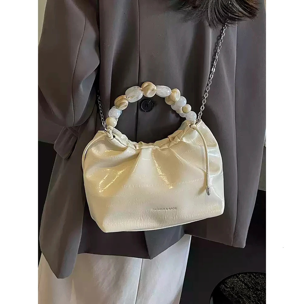 Spring Fashion Handbags Women High-Grade Delicate Texture All-Matched Crossbody Bag Chic Buckle Daily Commute Shoulder Bags 250605