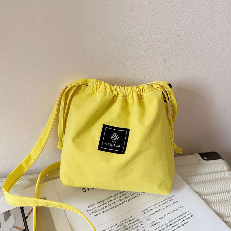 New Korean Style INS Versatile Simple Bucket Niche Design Shoulder Casual Bag