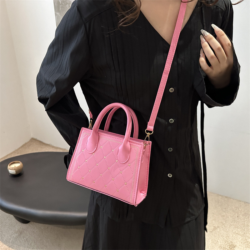 High quality brand high-quality new style free designer bag women's casual commuting crossbody bag shoulder new fashionable and simple new style 