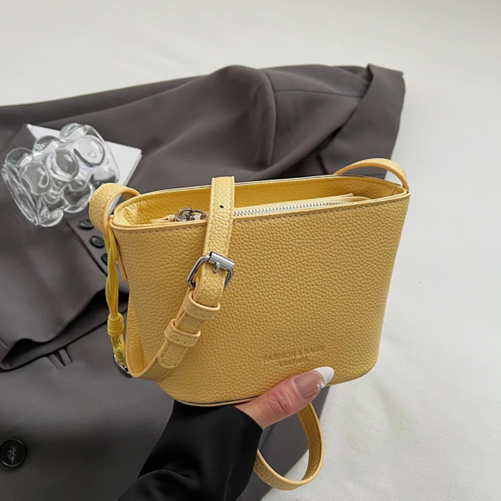 Lychee Pattern Solid Color Square Crossbody Bag Womens Simple Zipper Casual All-Match One Shoulder Bags Daily Commute Packs 250605