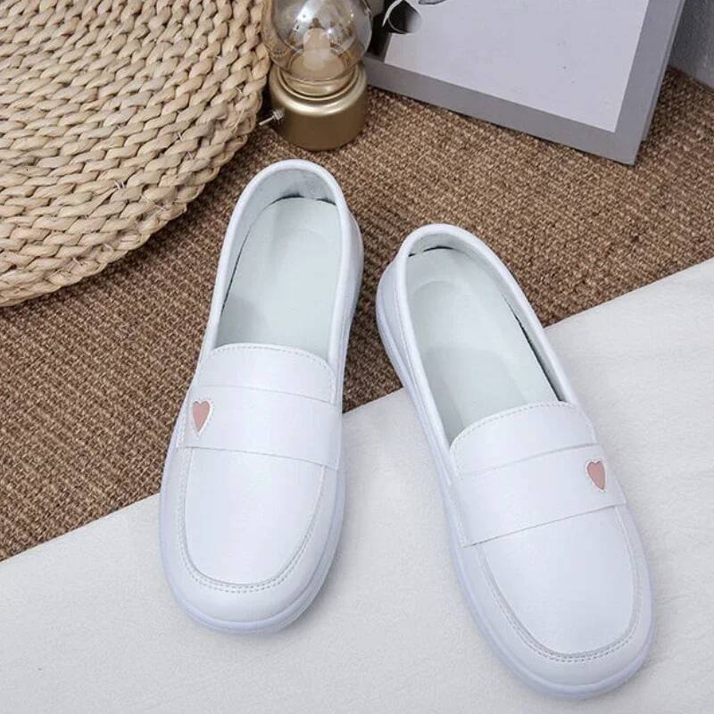 Ddmyoutdoor Summer White Nurse Women Soft Sole Fashion Casual Comfortable Non Slip Flat Sports Walking Shoes Outdoor Shoes