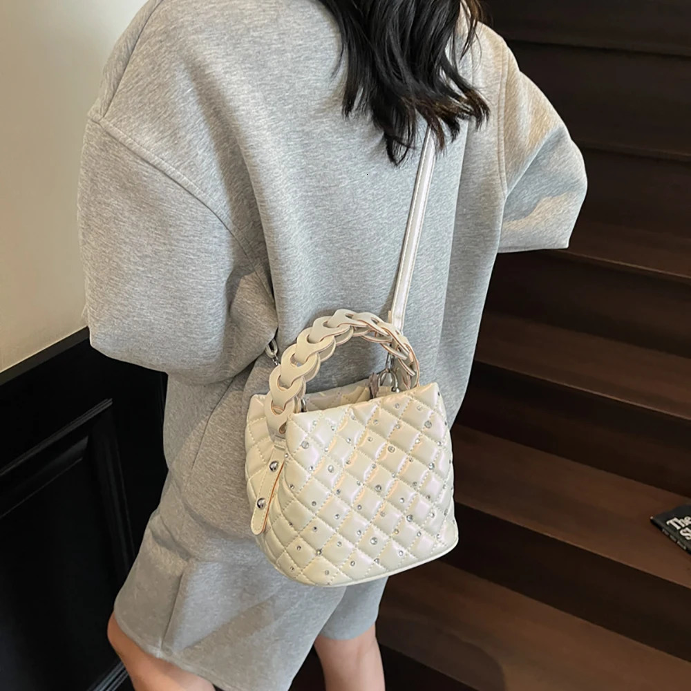 Summer Fashion Diamonds Thread Hand-Held Bucket Bag Women Solid Buckle Versatile Crossbody Bags Party Commute Shoulder Packs 250605