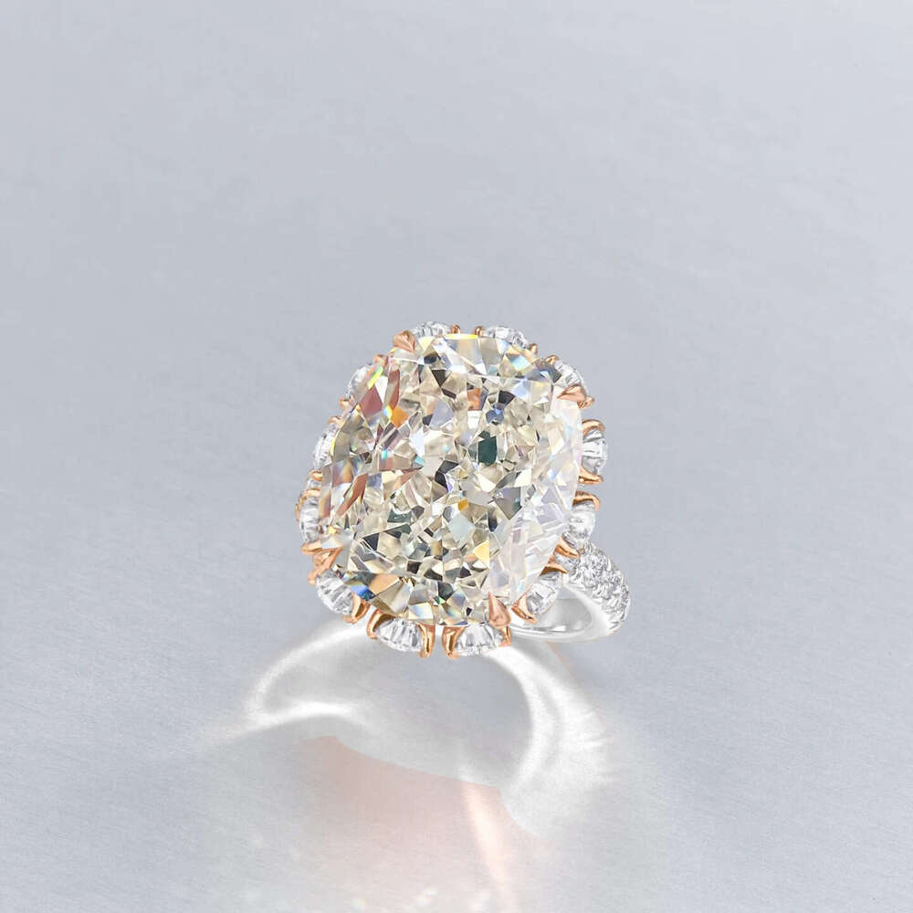 Christie Auctions 1 Billion Same Style Artificial Pink Ice Flower Cut Cushion Shape Goose Yellow Pigeon Egg High Carbon Diamond for Women