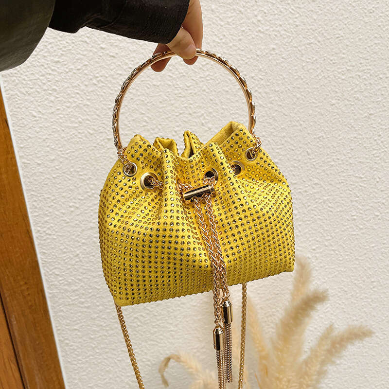 Sparkling Diamond for Women, Unique and Elegant Crossbody Versatile Chain Handbag, Water Bucket Bag, Trendy Evening Bag