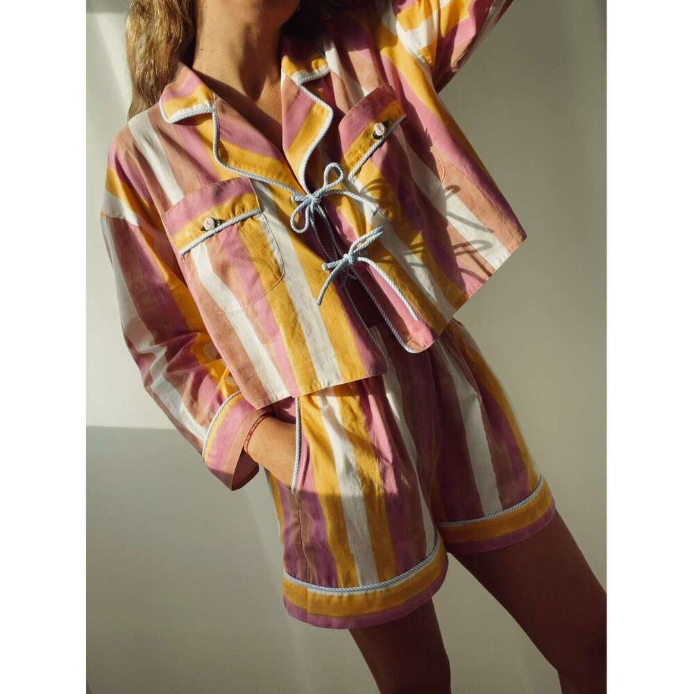 Vertical Striped Fashion Suit For Women Summer New Elegant Slimming Shirt Casual Short B5