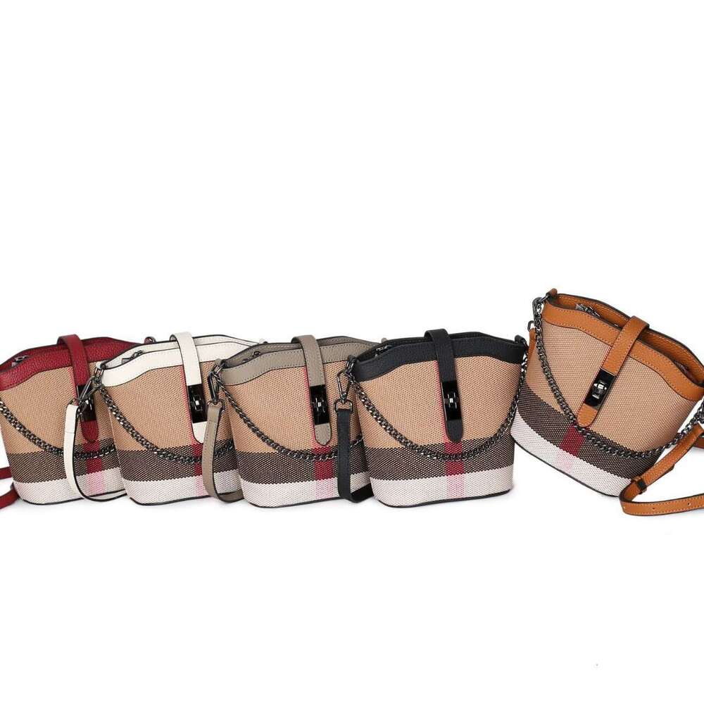 Fashion Genuine Leather Crossbody for Women Trendy 2025 New Cowhide Bucket Mini Small Phone Plaid Bag
