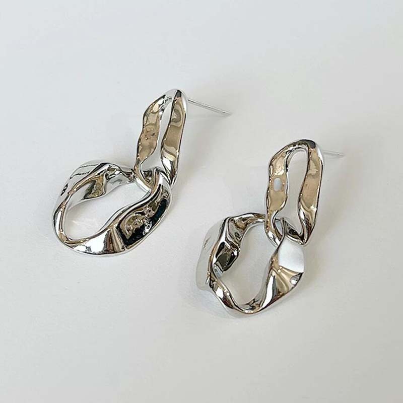 New Arrival Western Inspired Minimalist Metal Stud Earrings Exude Sophisticated and Trendy Charm