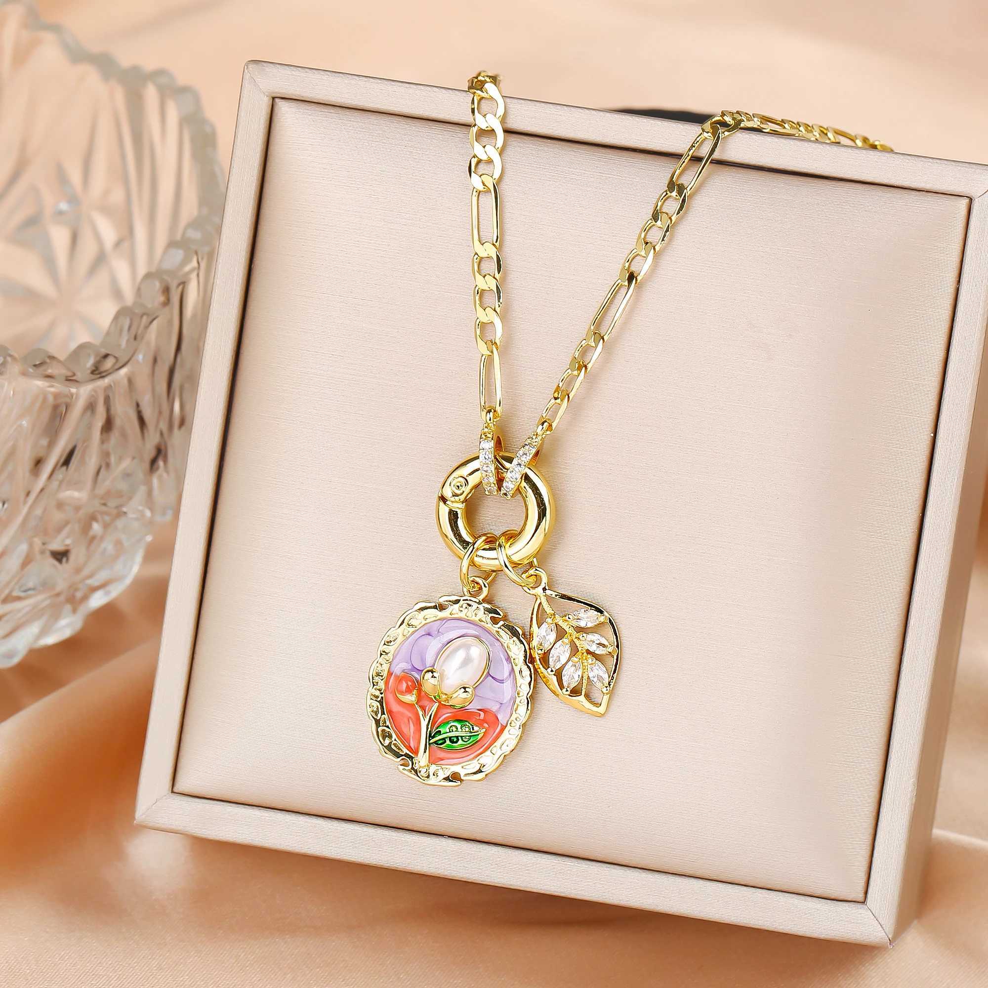 Hot Sale Metal Oil Drop Ocean Series Flower Pearl Leaf Pendant Necklace Charming For Woman Girl Casual Vacation Jewelry Gift Y250605