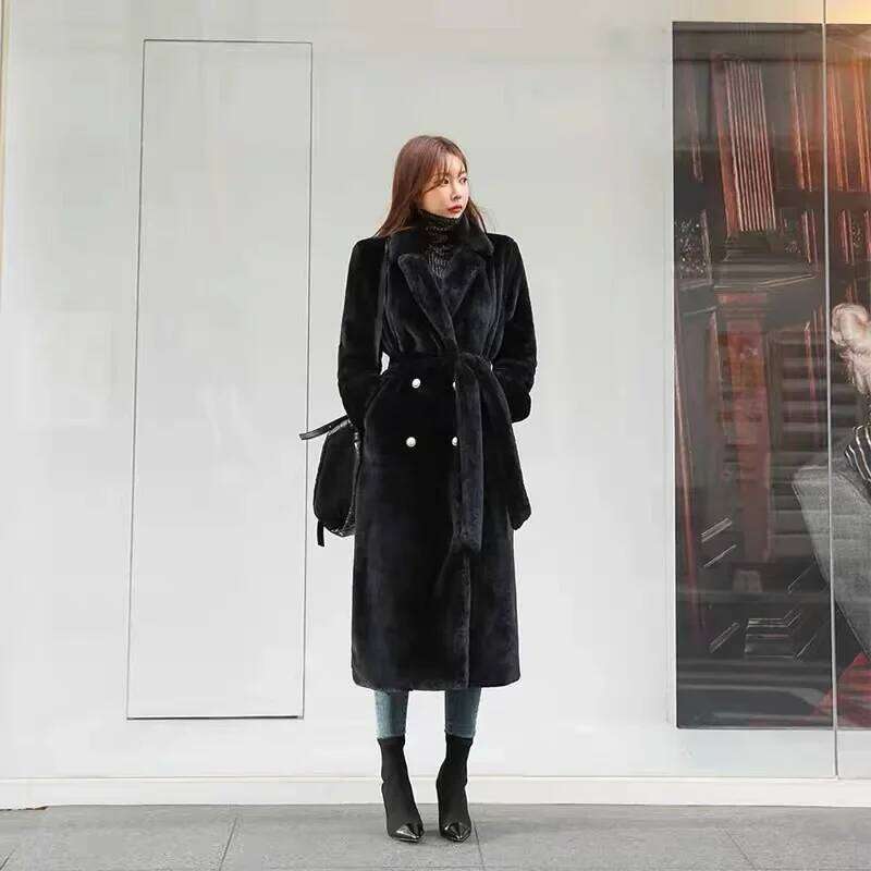 2024 Winter Women's Medium And Long Suit Collar Plush Thickened Fashion Temperament Imitation Mink Coat