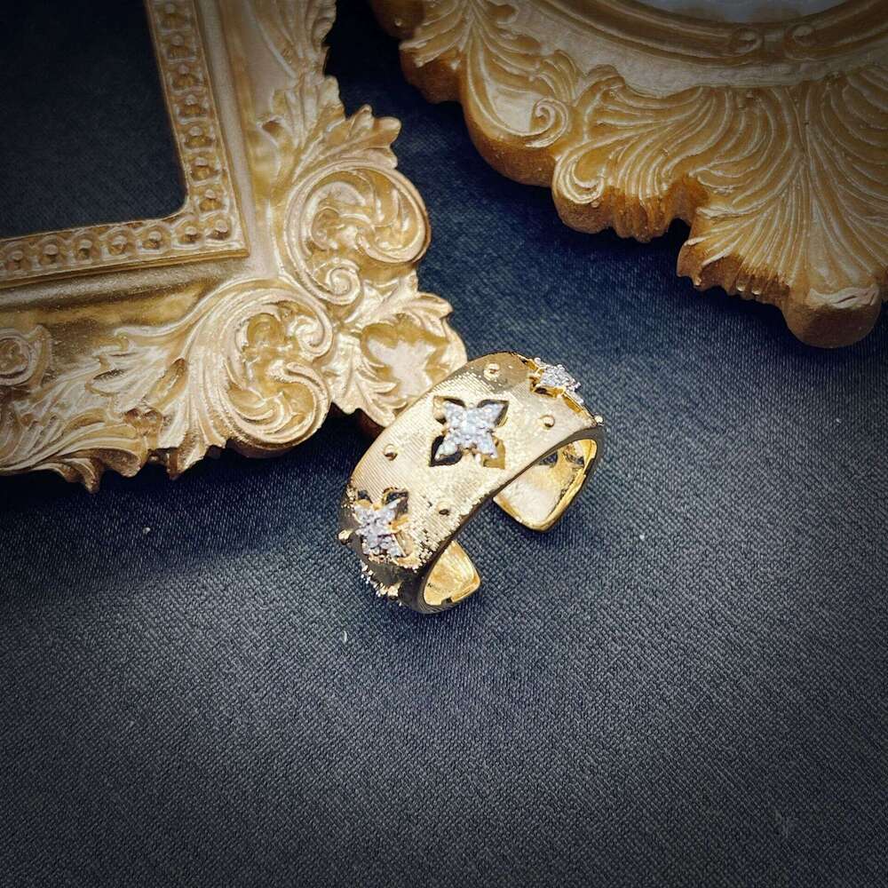Italian Handmade Brushed Palace Style Two-Tone Craft Cloth Qi Lift Ring Real Gold Plated French Earrings