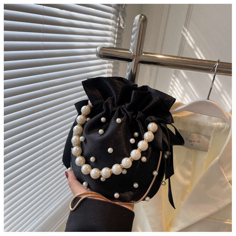 Women's Crossbody Fashion 2024 New Style Personality Ins Chain Pearl Trendy Shoulder Bucket Bag