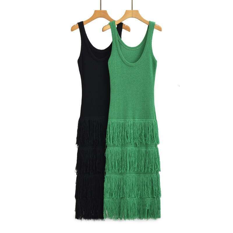 Summer new solid color hem tassel knit camisole dress